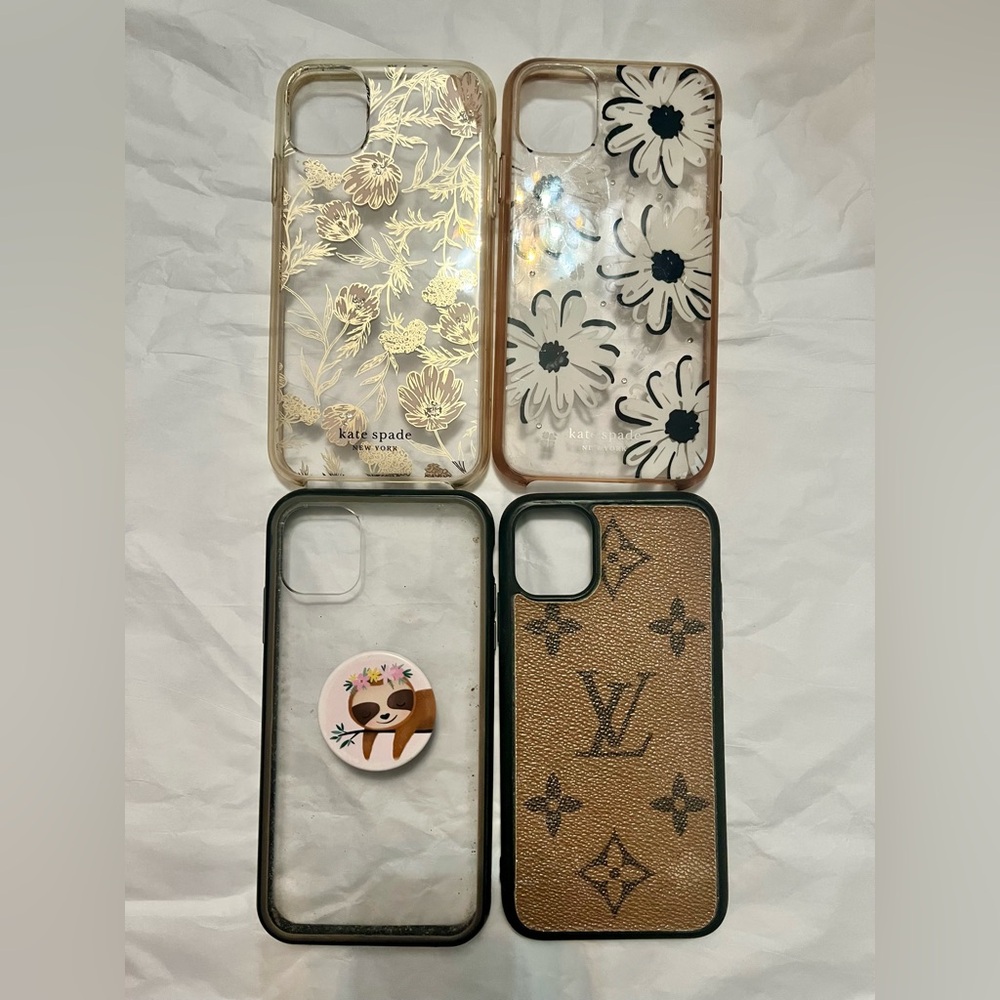 🛍️✨BUNDLE✨🛍️ iPhone 11 phone cases (4)